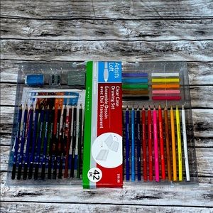 Artist’s Loft Clear Case Drawing Set 42 pc set